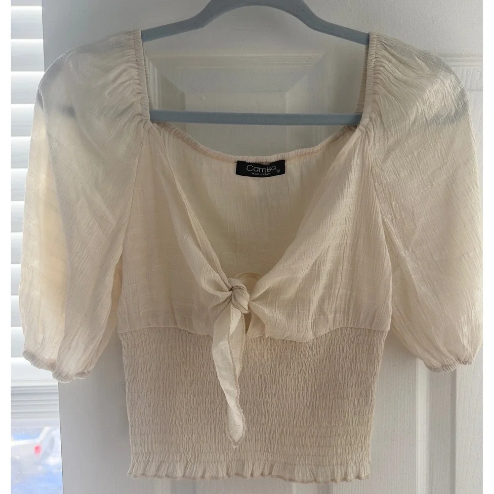Camisa Cream Tie Front Puff Sleeve Smocked Crop Top Romatic Cream Womens Medium - Picture 3 of 6